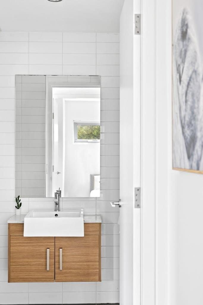 2br In Strathfield Sleeps 6 * Sydney