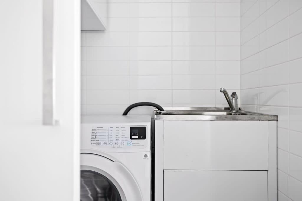 2br In Strathfield Sleeps 6 * Sydney