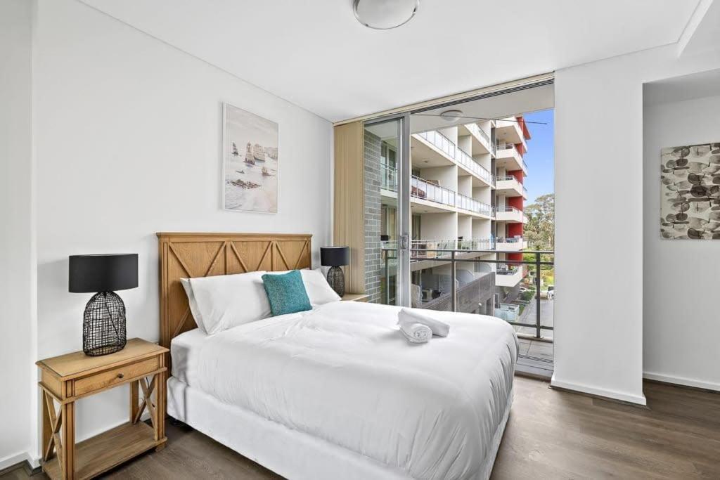 2br In Strathfield Sleeps 6