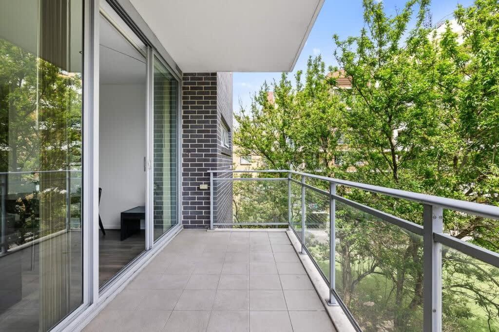 2br In Strathfield Sleeps 6